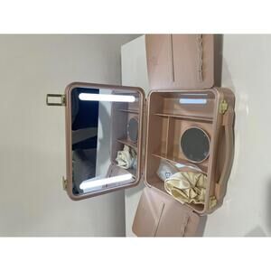 Glo Tech Beauty Case with LED Mirror Pink – Brand New without Box